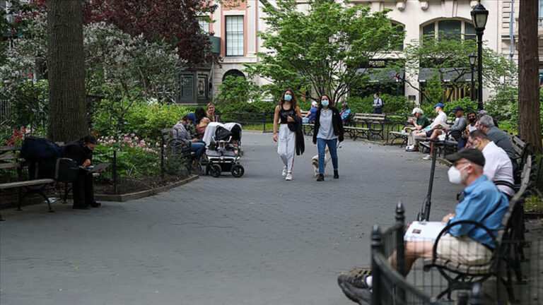 Tedavisi süren Kovid-19 hasta sayısı dünya genelinde 4,5 milyonu aştı