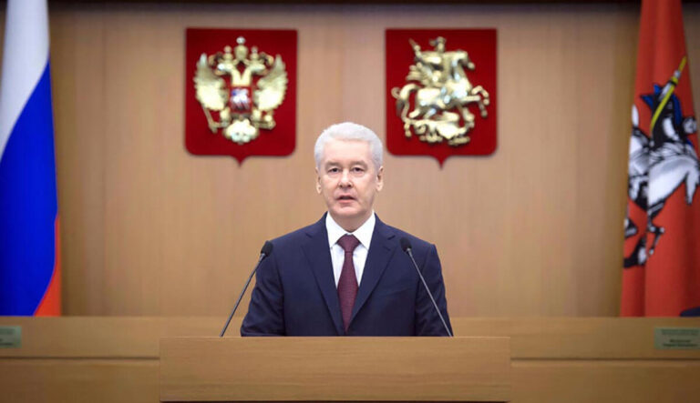 Moskova’da kısıtlamalardan kimler muaf tutulacak? Başkan Sobyanin açıkladı