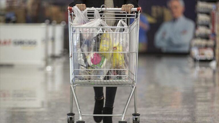 Rusların tüketici harcamaları arttı