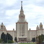 Rusya’da öğretmen adaylarına 2027’den itibaren alan sınavı şartı