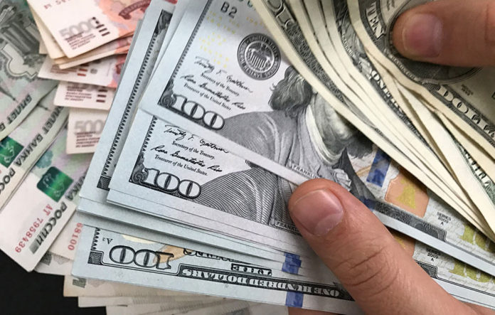 Ruble ve dolar