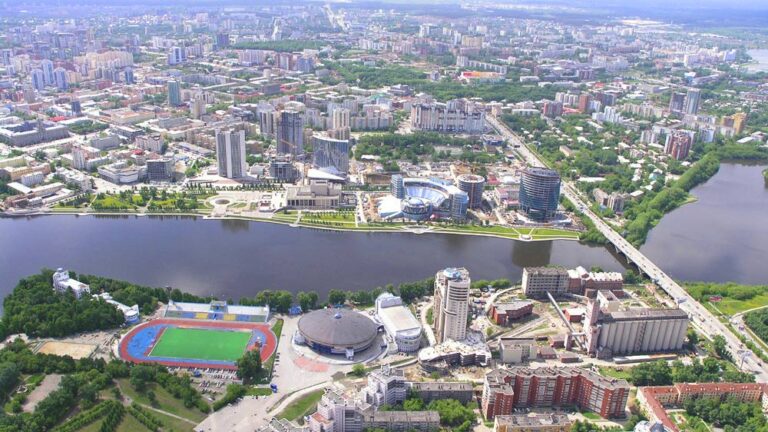 Yekaterinburg, İran’dan Türkiye’ye uçan turistler için aktarım merkezi olmaya hazırlanıyor