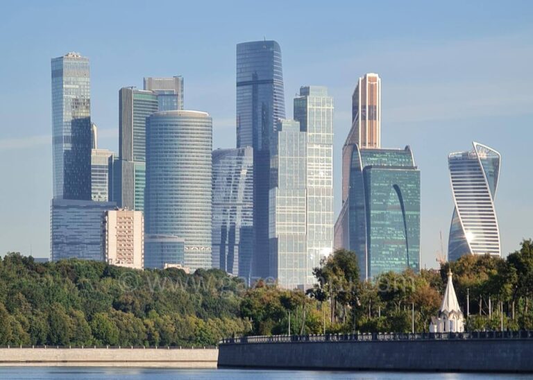 Moscow City deki boş kafeterya ve dükkanların sayısında artış