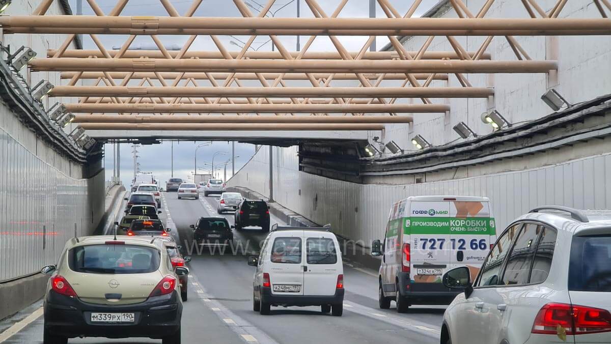 Polonya, Rusya plakalı araçların ülkeye girişini yasaklıyor
