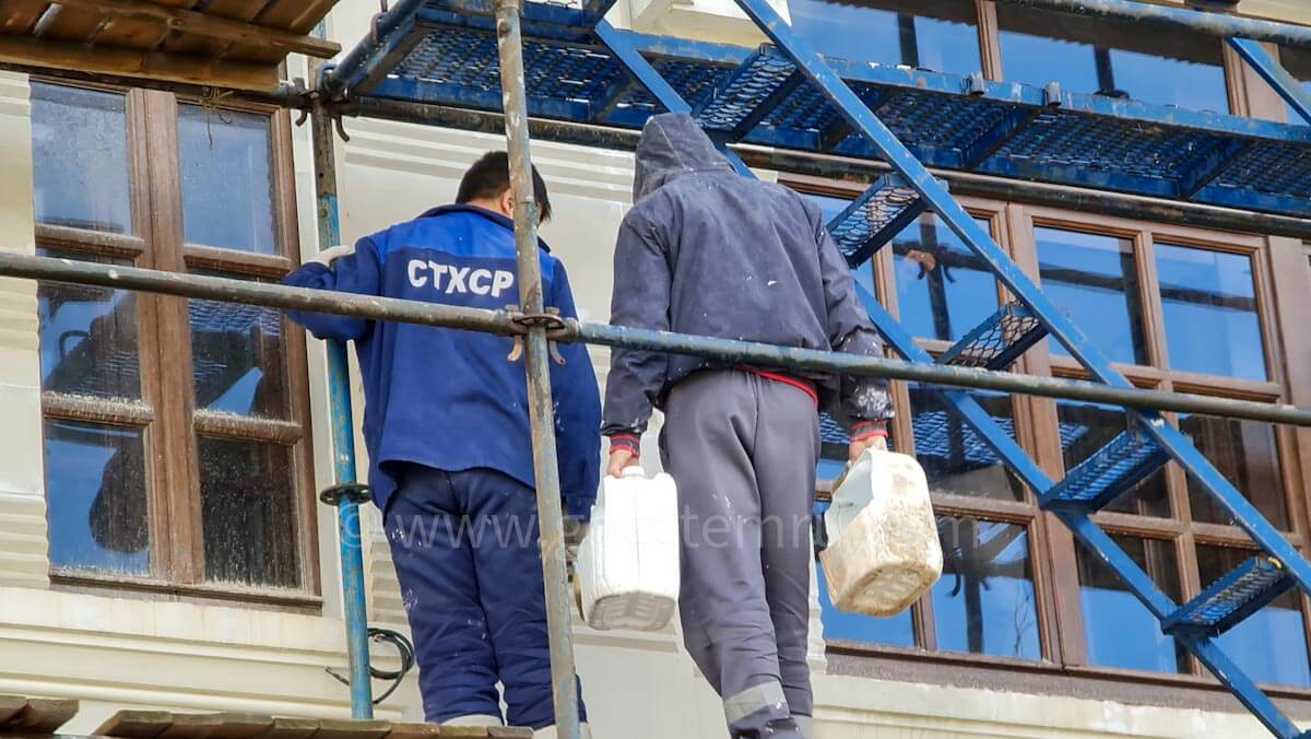 Moskova’da 44 daha poliklinik bakıma alındı