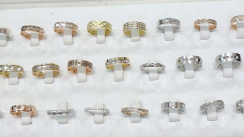 Online alışverişte en hızlı büyüyen kategori: mücevher