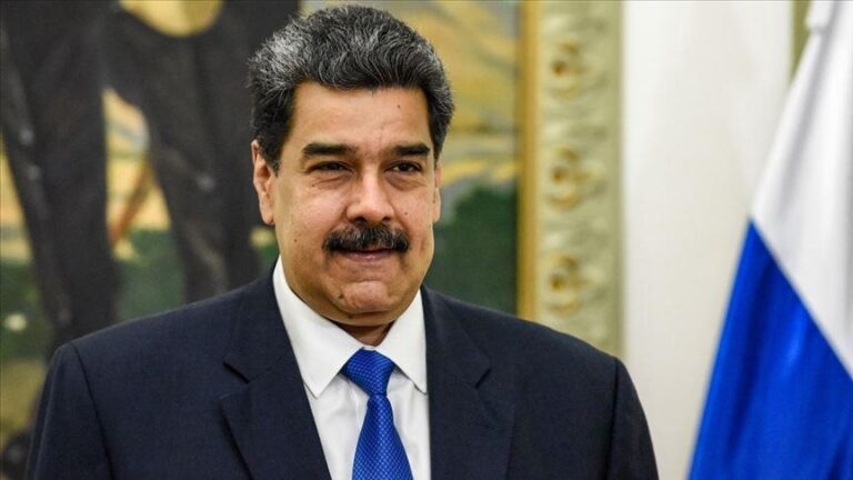 Maduro : Sputnik V dünyadaki en güvenli aşı