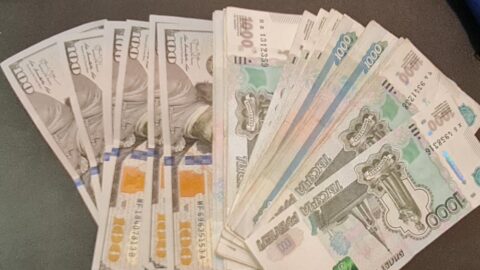 Ruble neden güçleniyor? Analist başlıca etkenleri açıkladı