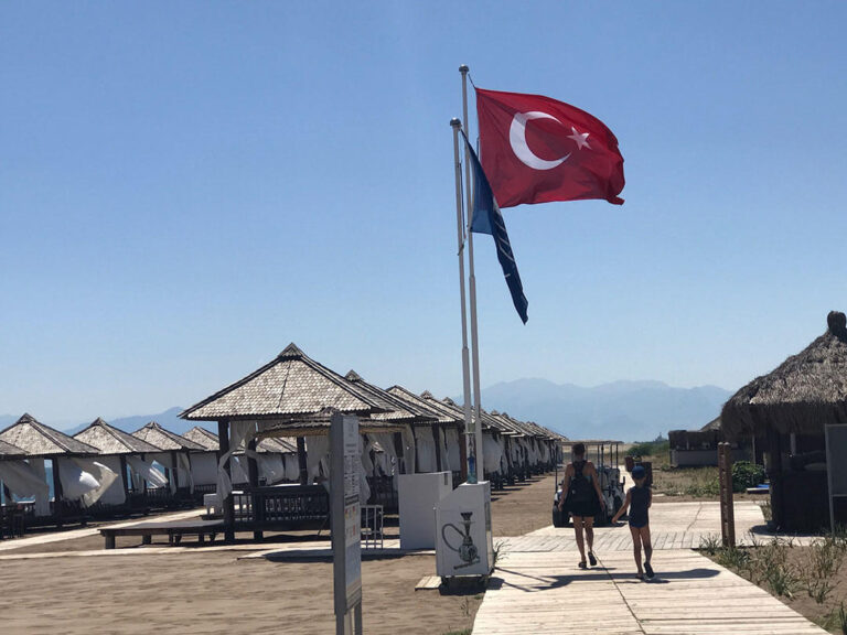 Rus basını: Türkiye’ye tatil, Rusya’da en çok zamlanan hizmet oldu