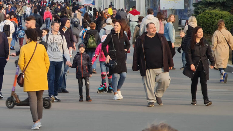 Uzun mayıs tatilleri Rusların cüzdanlarını nasıl etkiliyor