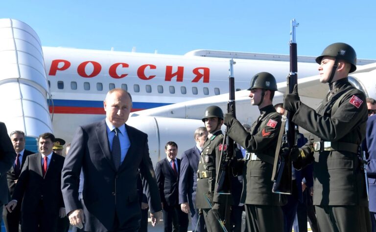 Peskov, Putin’in Türkiye’yi ziyaret edeceği iddialarını değerlendirdi