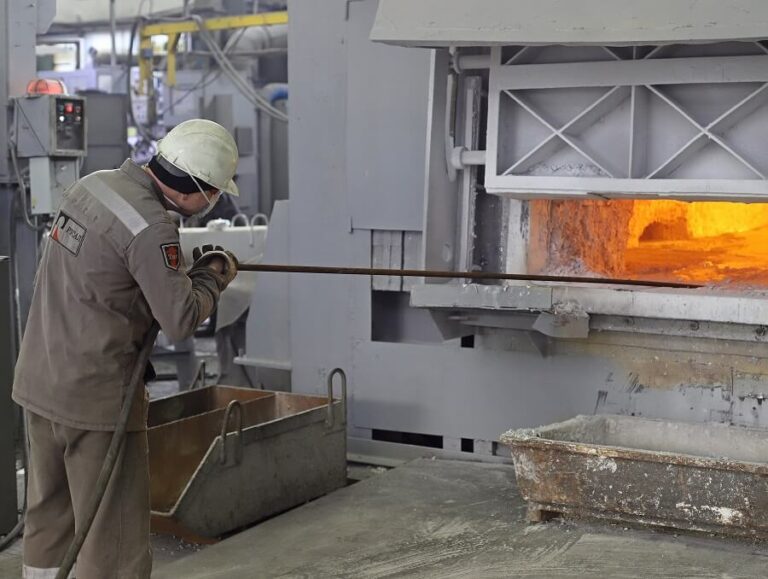 Rusal hisseleri, ihracat vergileri kararının ardından yüzde 6,4 düştü