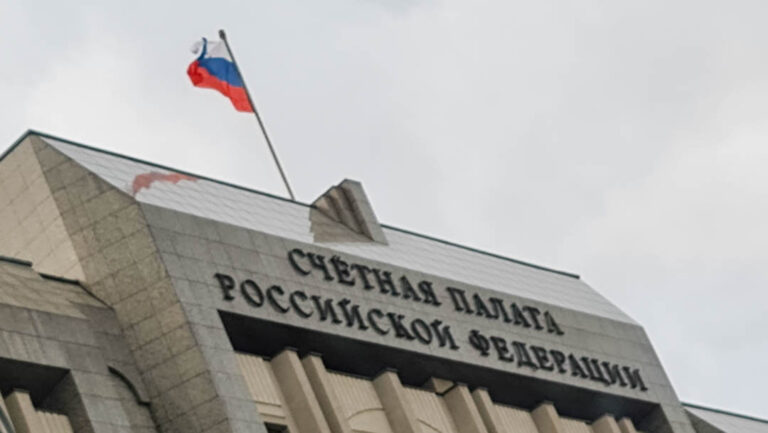 Pandemiyle mücadelenin Rus bölgelerine maliyeti ağır oldu