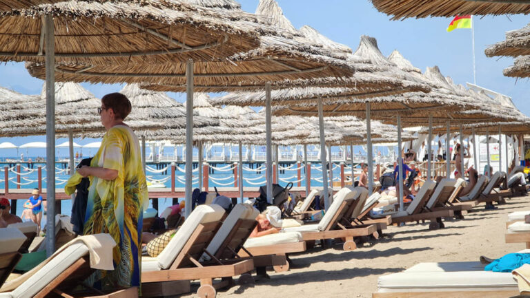 ATOR: 22 Haziran’dan itibaren 440 bin Rus turist Antalya’ya gitti