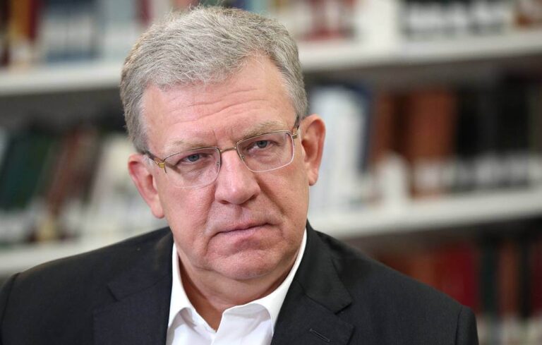 Kudrin: Petrol, Rusya bütçesinin gelir kaynağı olmaktan çıkacak