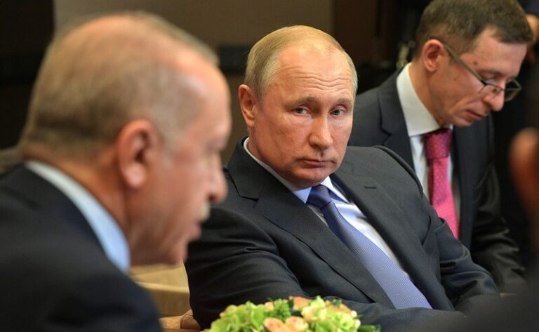 Putin ile Erdoğan arasındaki telefon görüşmesinin ayrıntıları açıklandı