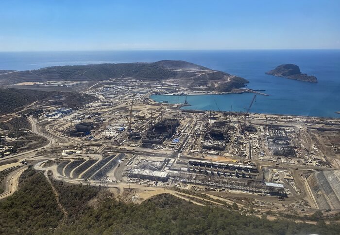 Akkuyu NGS, deprem bölgesinde enkaz kaldırma çalışmalarına yardım ediyor