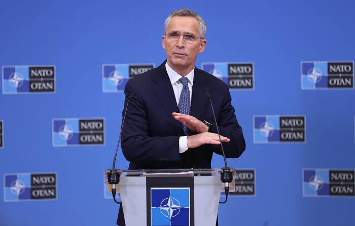 Zelenskiy, Stoltenberg’den Ukrayna hava sahasının kapatılmasını istemiş