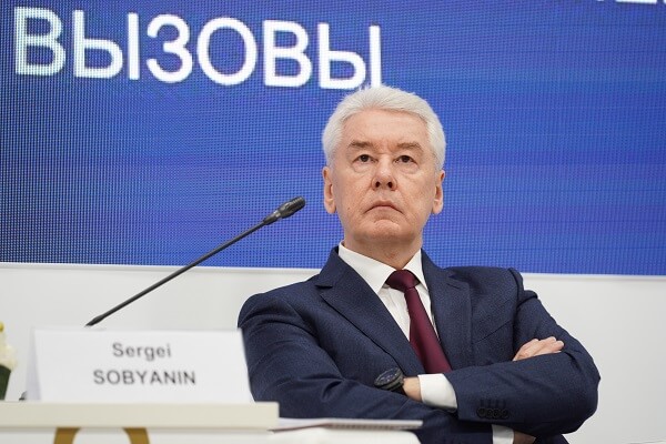 Sobyanin duyurdu: Moskova’ya uçan 25 İHA imha edildi