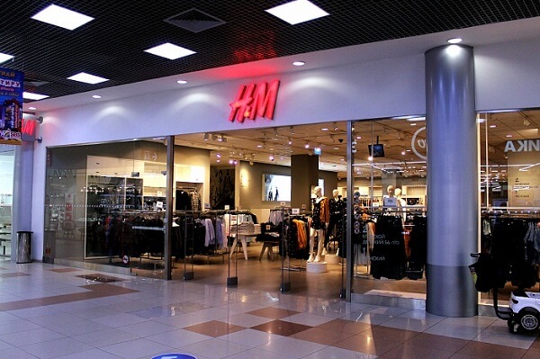 H&M, Rusya’daki satışlarını geçici olarak durdurdu