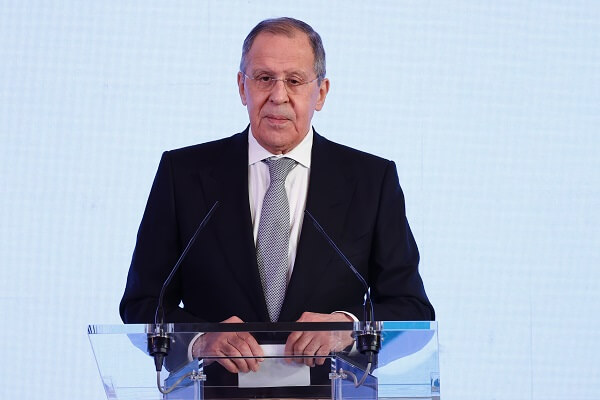 Lavrov, Rusya’nın Zelenskiy ile müzakere olasılığını dışladı