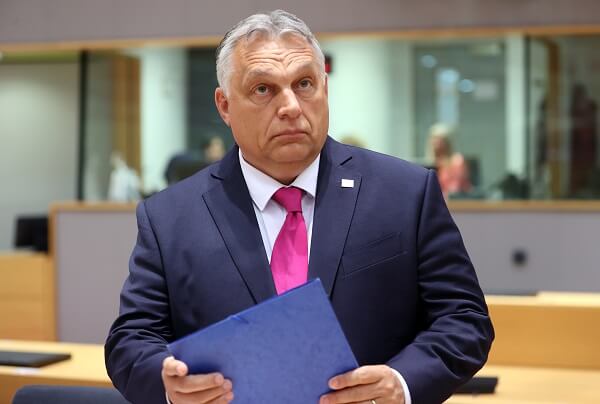 Orban: Rusya ve ABD, Avrupa Birliği’nin katılımı olmadan barış anlaşması imzalayabilir