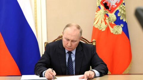Putin’den ihracatçıların KDV sürecini hızlandıran yasaya onay