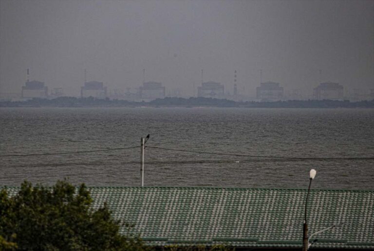 Zaporijya’da cephe hattına yakın yerlerde tahliye gerçekleştirecek