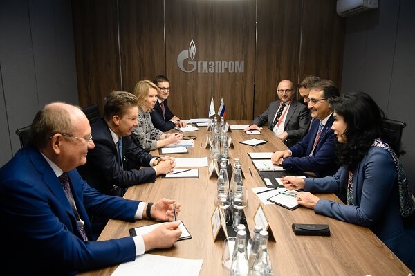 Türkiye Enerji Bakanından Gazprom’a ziyaret
