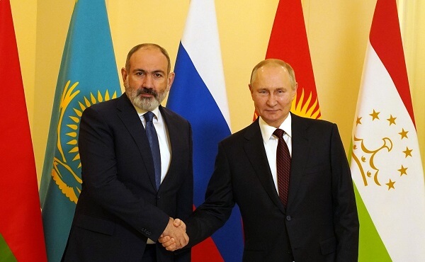 Putin, Ermenistan Başbakanı Paşinyan ile Karabağ’ı görüştü