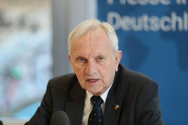 Emekli Alman General Wittmann, 1. yılında Rusya-Ukrayna gerilimini değerlendirdi