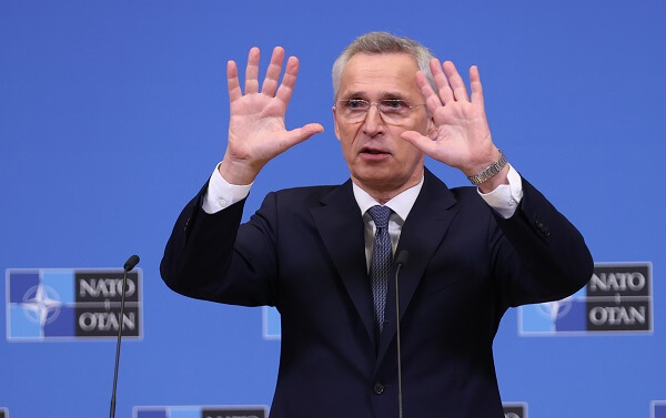 NATO Genel Sekreteri Stoltenberg’in görev süresi uzatıldı