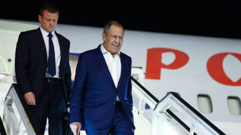 Lavrov’un Antalya programında konuşma ve ikili görüşmeler var