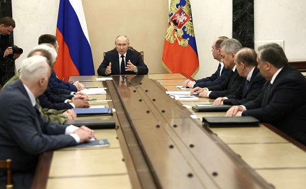 Putin, Trump ile görüşmesinin ardından Güvenlik Konseyi’ni topladı