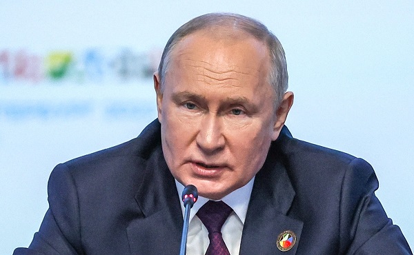Putin, Rusya’nın Afrika ordularını eğitmeye hazır olduğunu söyledi