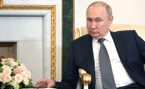 Putin, Ukrayna’nın karşı saldırılarını hızlandırdığını söyledi