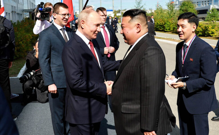 Rusya, “Moskova ve Pyongyang arasında askeri işbirliği görüşmeleri yapıldığı” iddialarını yalanladı