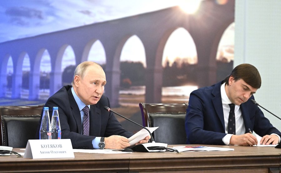 Putin, yaptırımların Rusya’nın kalkınmasını teşvik ettiğini söyledi