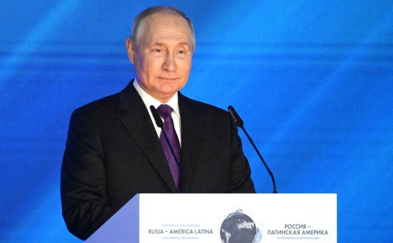 Putin: “Gelişmekte olan ülkelerin kredi yükümlülükleri haraca benziyor”