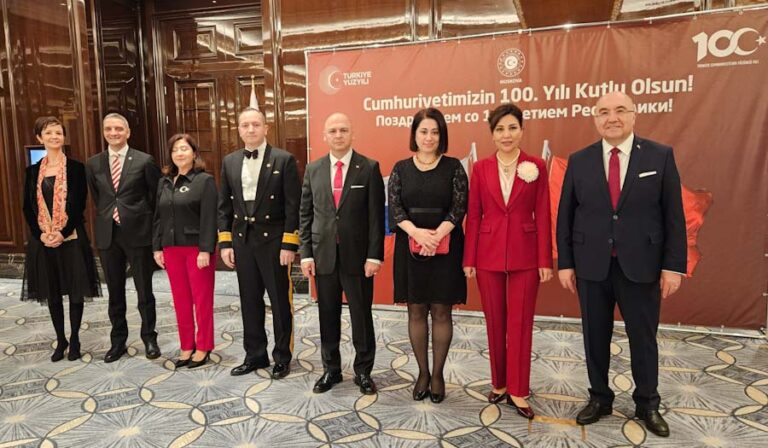 Moskova’da Cumhuriyetin 100. kuruluş yıl dönemi coşkusu