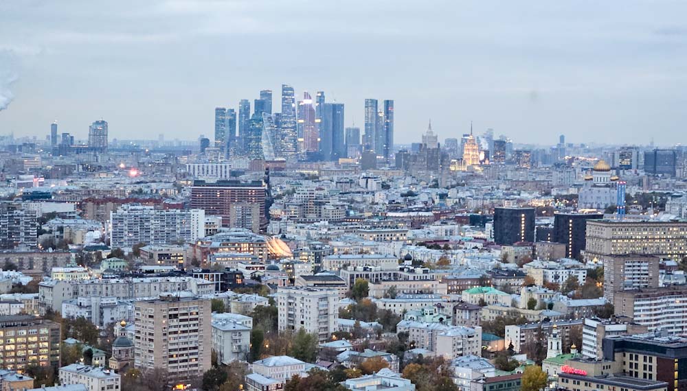 Moskova’da sonbaharın ilk donları kayda geçti