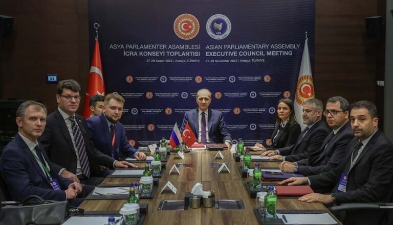 TBMM Başkanı, Rus parlamentosunun alt kanadı Duma Başkan Yardımcısı Çernışov’u kabul etti