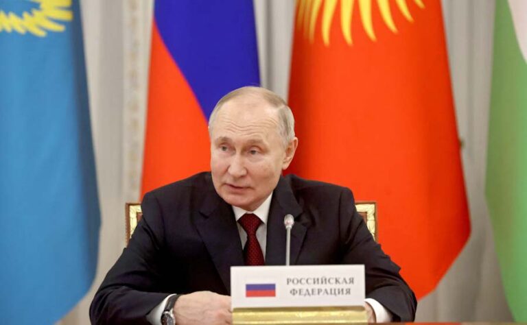 Putin vatandaşların reel gelirlerini artırma talimatı verdi