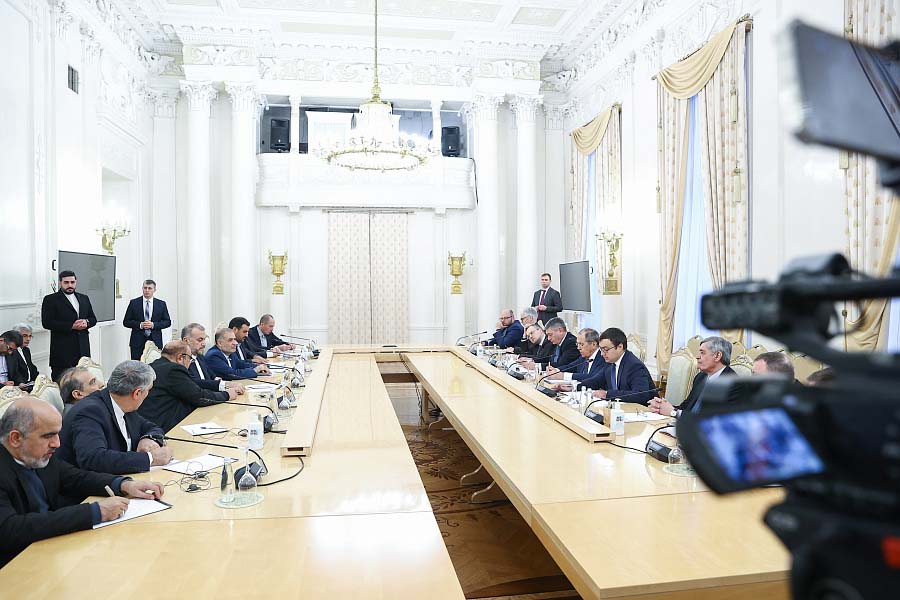 Rusya Dışişleri Bakanı Lavrov, İranlı mevkidaşı ile Filistin’deki durumu görüştü