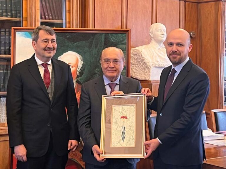 Bilal Erdoğan, Moskova’da bazı üniversitelerde görüşmeler yaptı