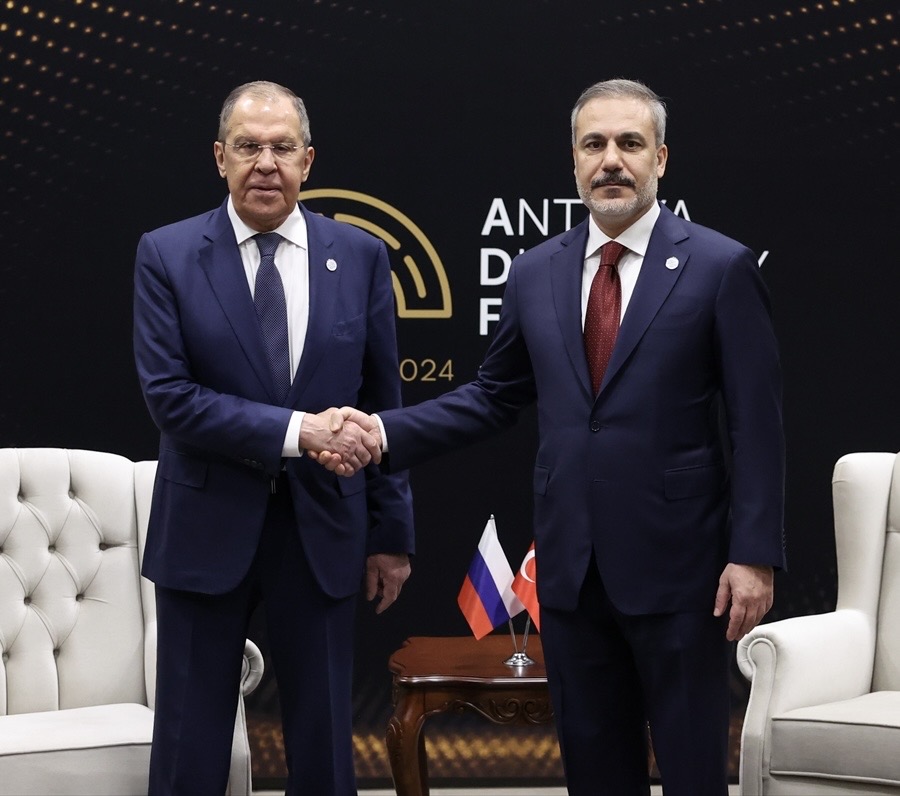Dışişleri Bakanı Fidan, Rus mevkidaşı Lavrov ile Antalya’da görüştü