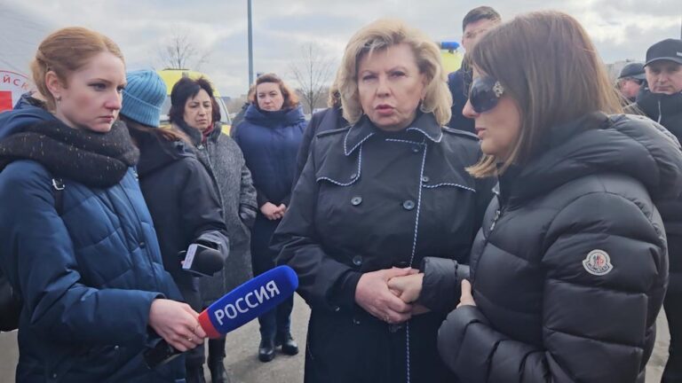 Rus ve Ukraynalı ombudsmanlar Belarus’ta görüştü