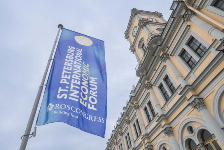 Petersburg Ekonomik Forumu’na katılım ücreti açıklandı