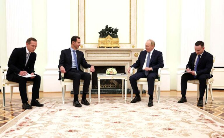 Putin ile Esad Moskova’da bir araya geldi