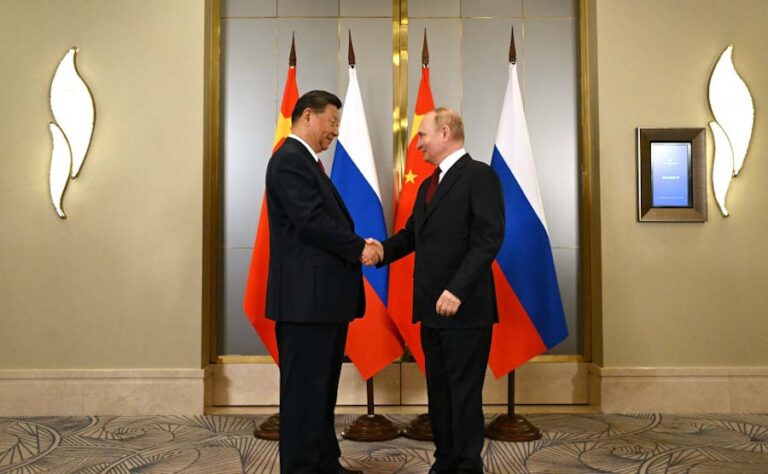 Putin ile Şi Astana’daki görüşmede ikili ilişkileri ele aldı